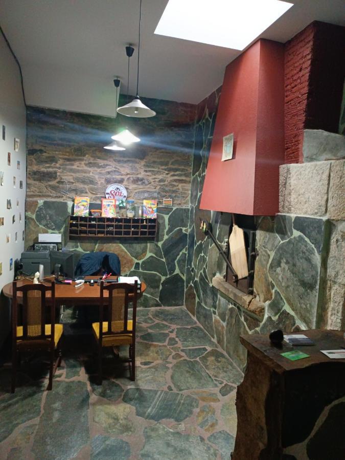 Pension Y Albergue Matias Locanda サリア エクステリア 写真