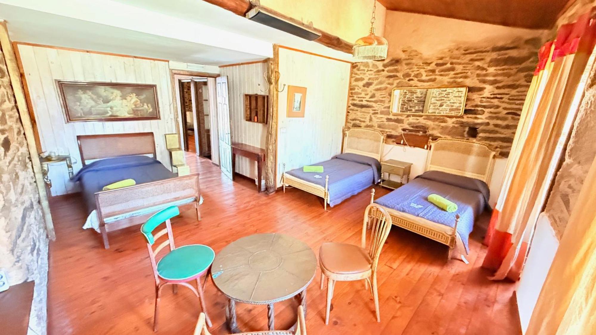 Pension Y Albergue Matias Locanda サリア エクステリア 写真